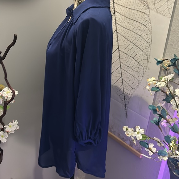 Top/Dress - Picture 3 of 8